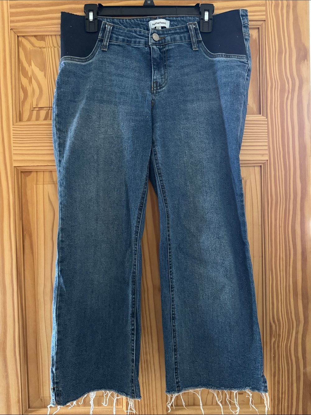 Motherhood Maternity Blue Denim Cropped Straight-Leg Jeans with Stretch Panel